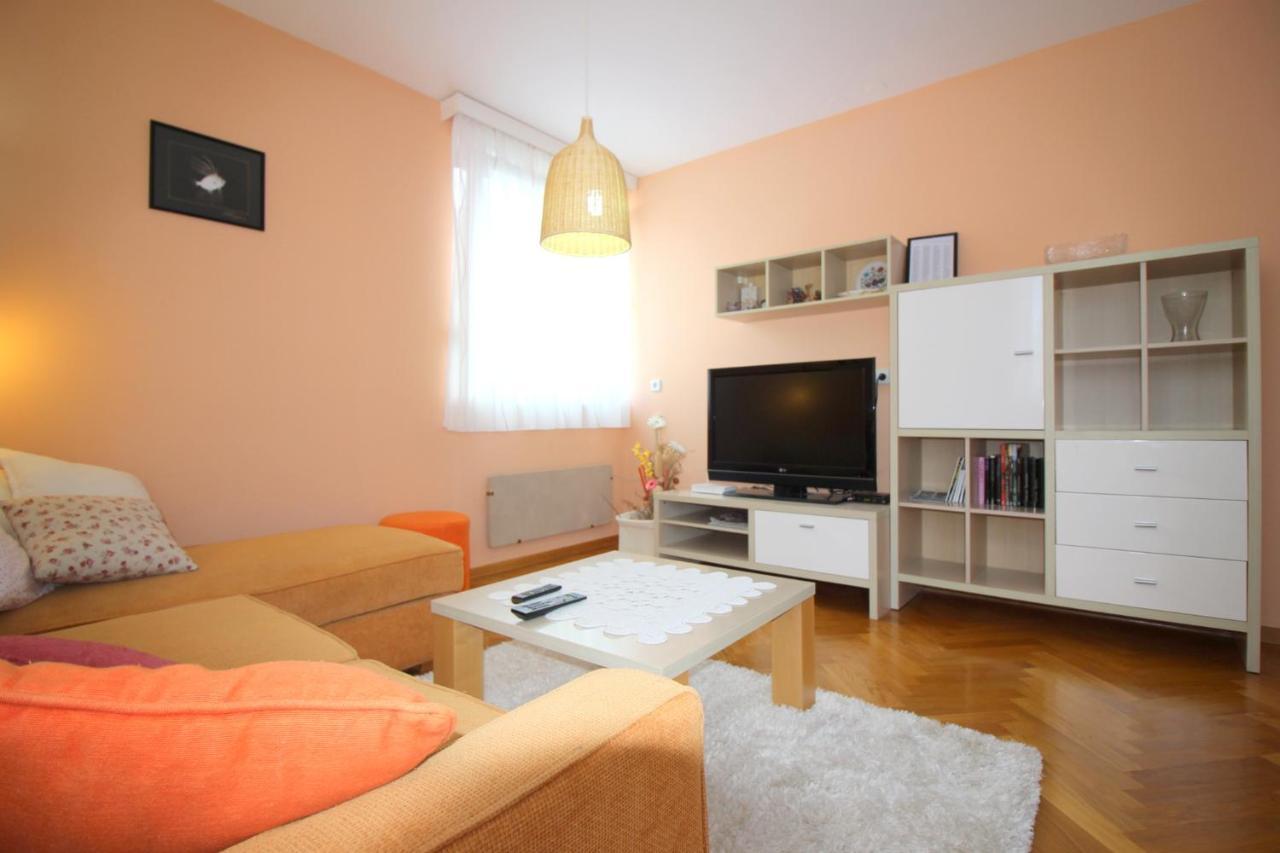 Apartment Vojka In City Center Пореч Экстерьер фото